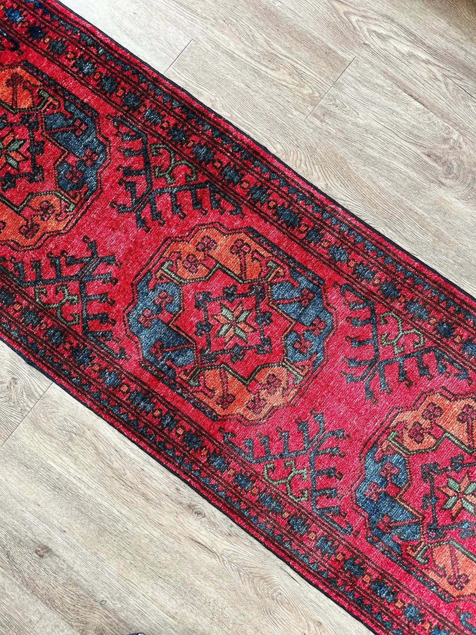 New Hand Knotted Runner # 3151 | 1' 9