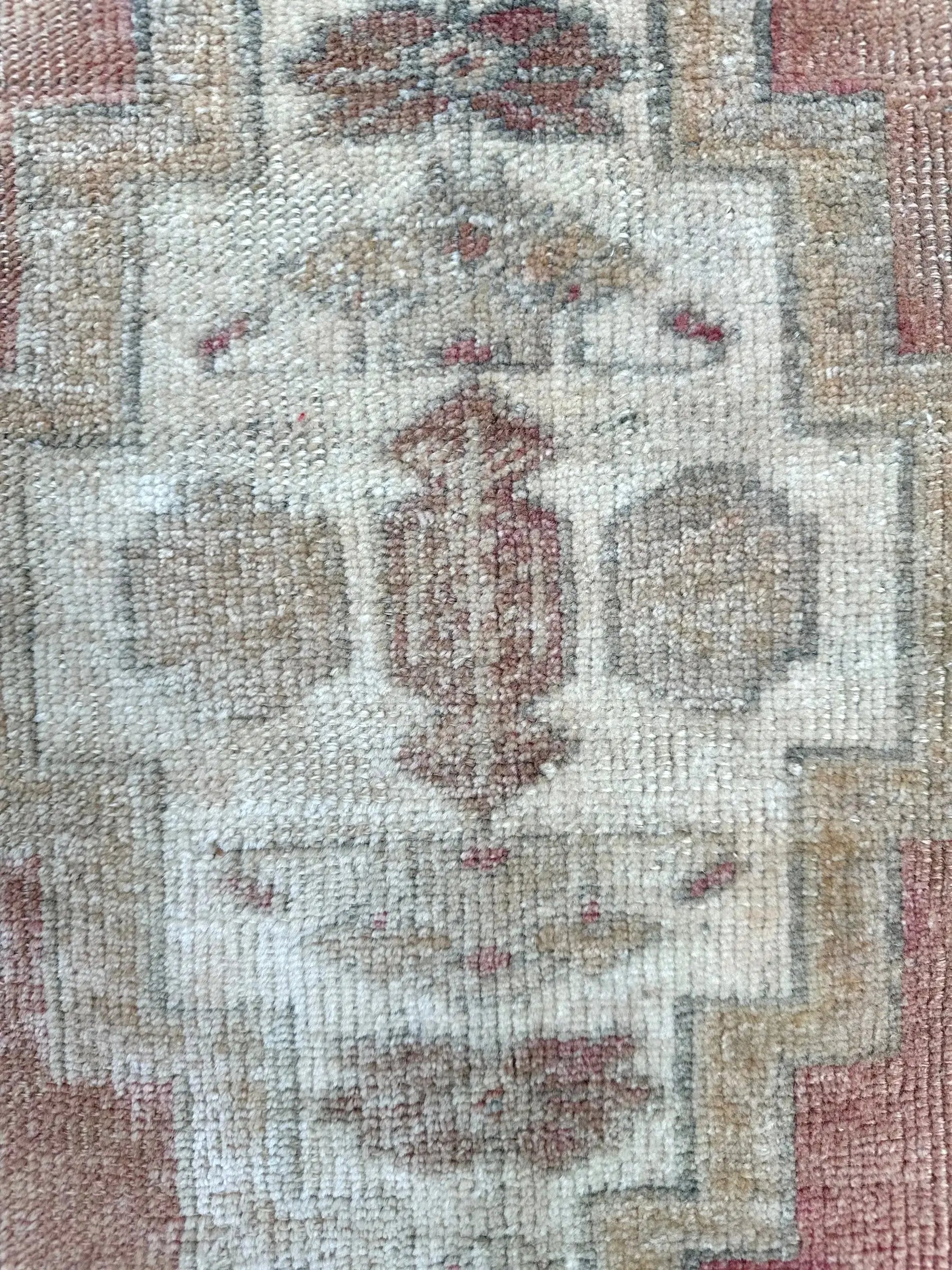 Vintage Hand Knotted Rug # 3217 | 1' 9