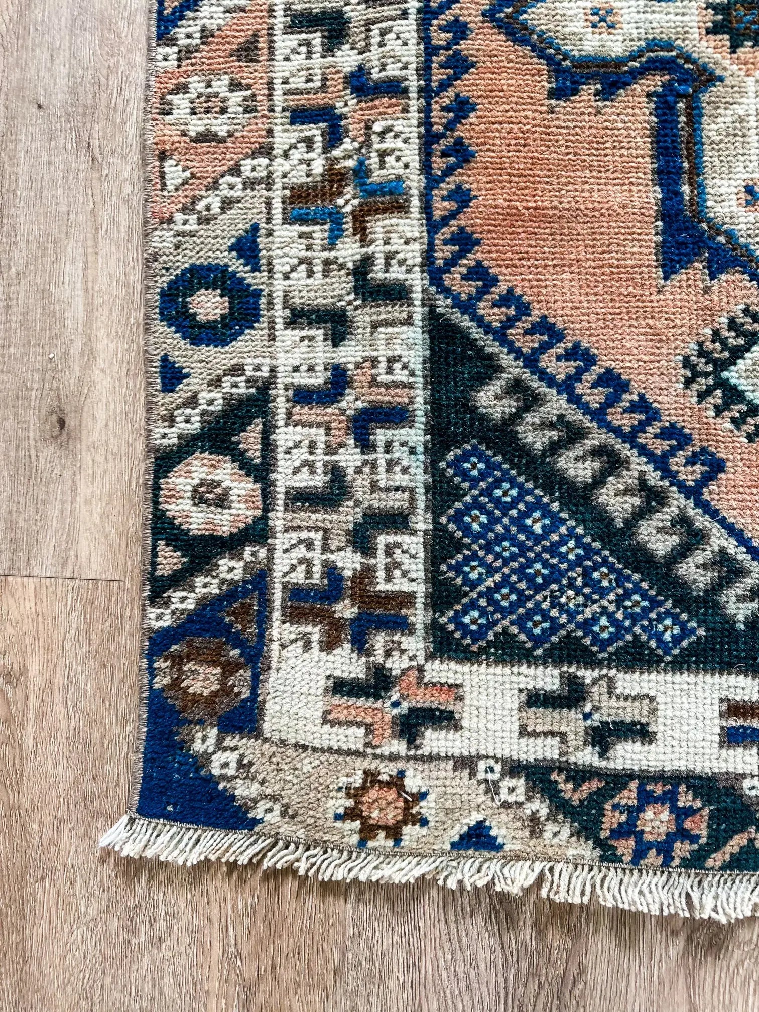 Vintage Runner # 3144 | 2’ 4” x 5’ 7” Krazy For Rugs