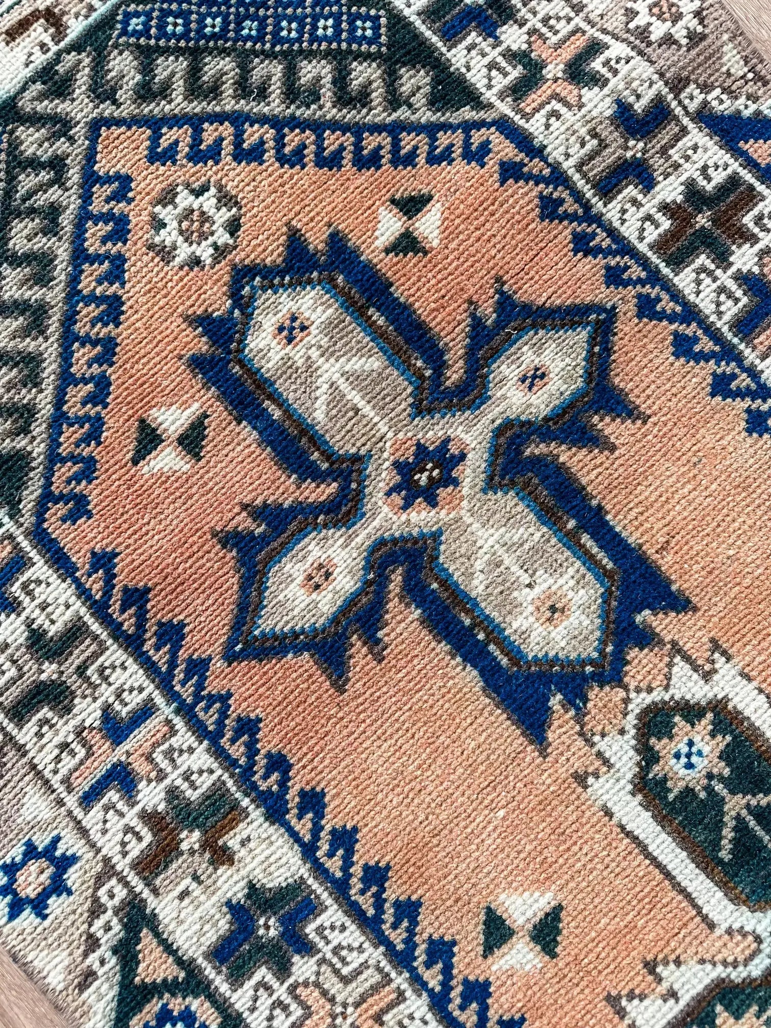 Vintage Runner # 3144 | 2’ 4” x 5’ 7” Krazy For Rugs