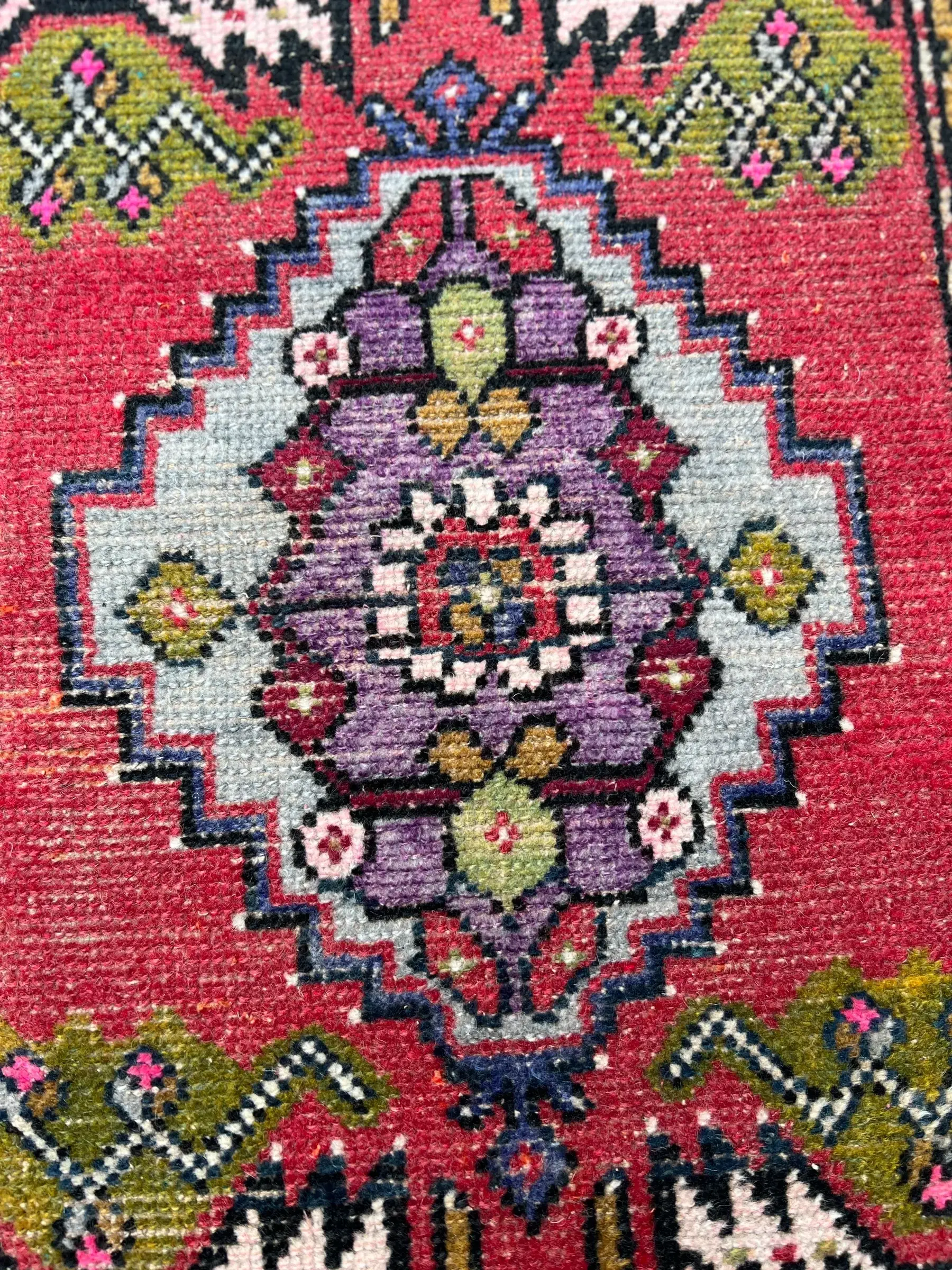 Vintage Hand Knotted Rug #3312 | 1’ 7” x 3’ 4” Krazy For Rugs