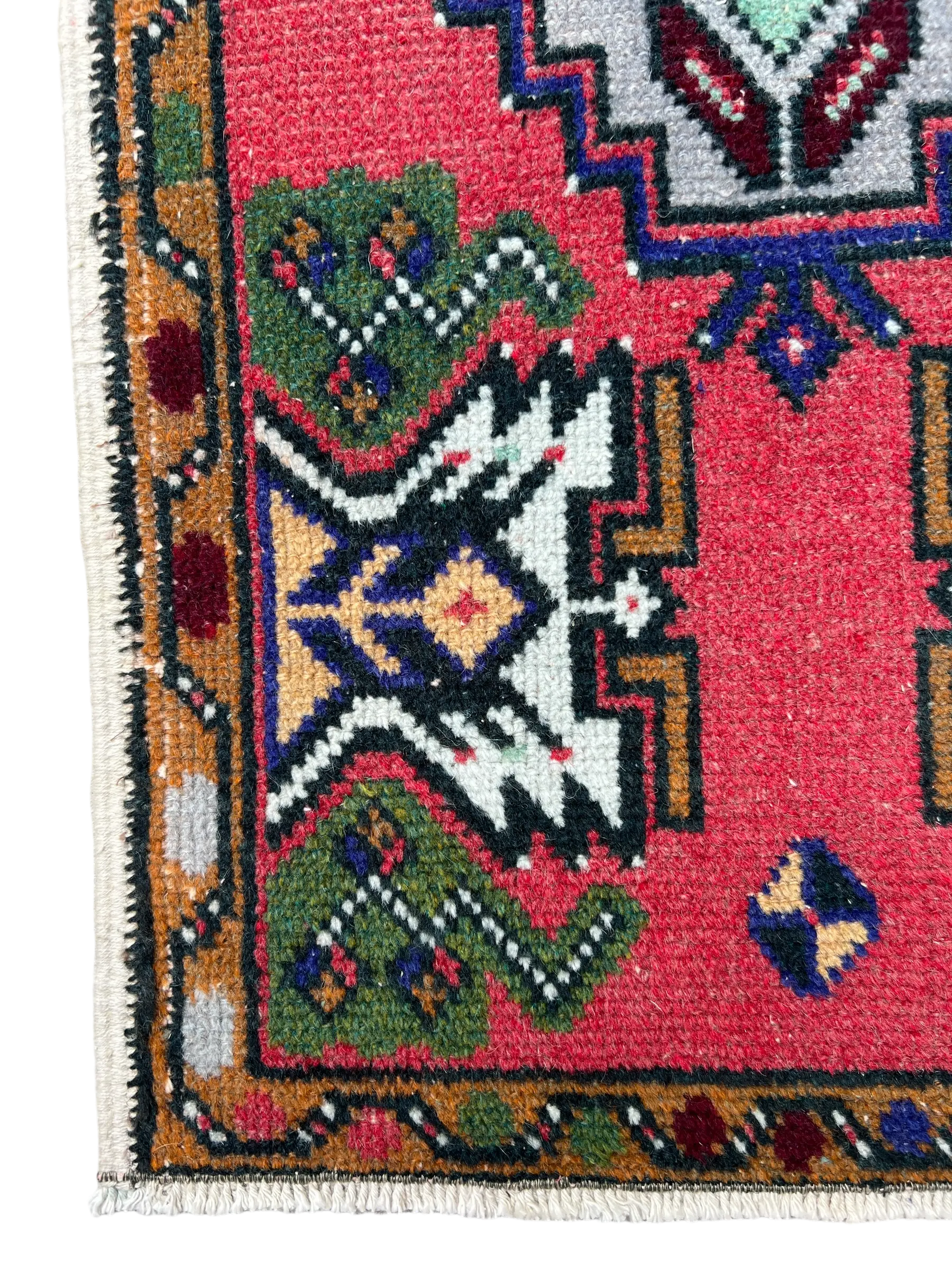 Vintage Hand Knotted Rug #3314 | 1’ 7” x 3’ 4” Krazy For Rugs