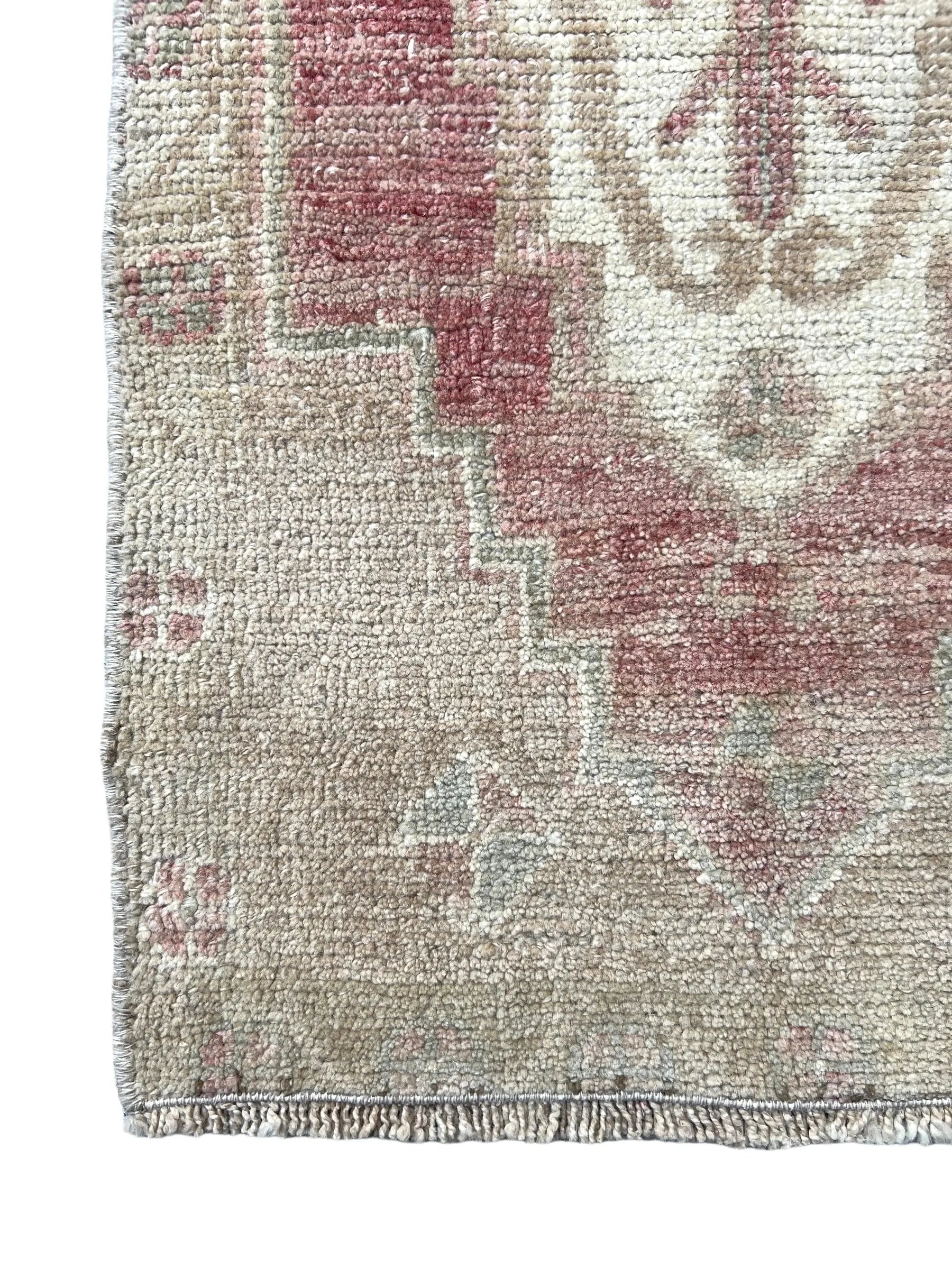 Vintage Hand Knotted Rug #3321 | 1’ 6” x 3’ Krazy For Rugs