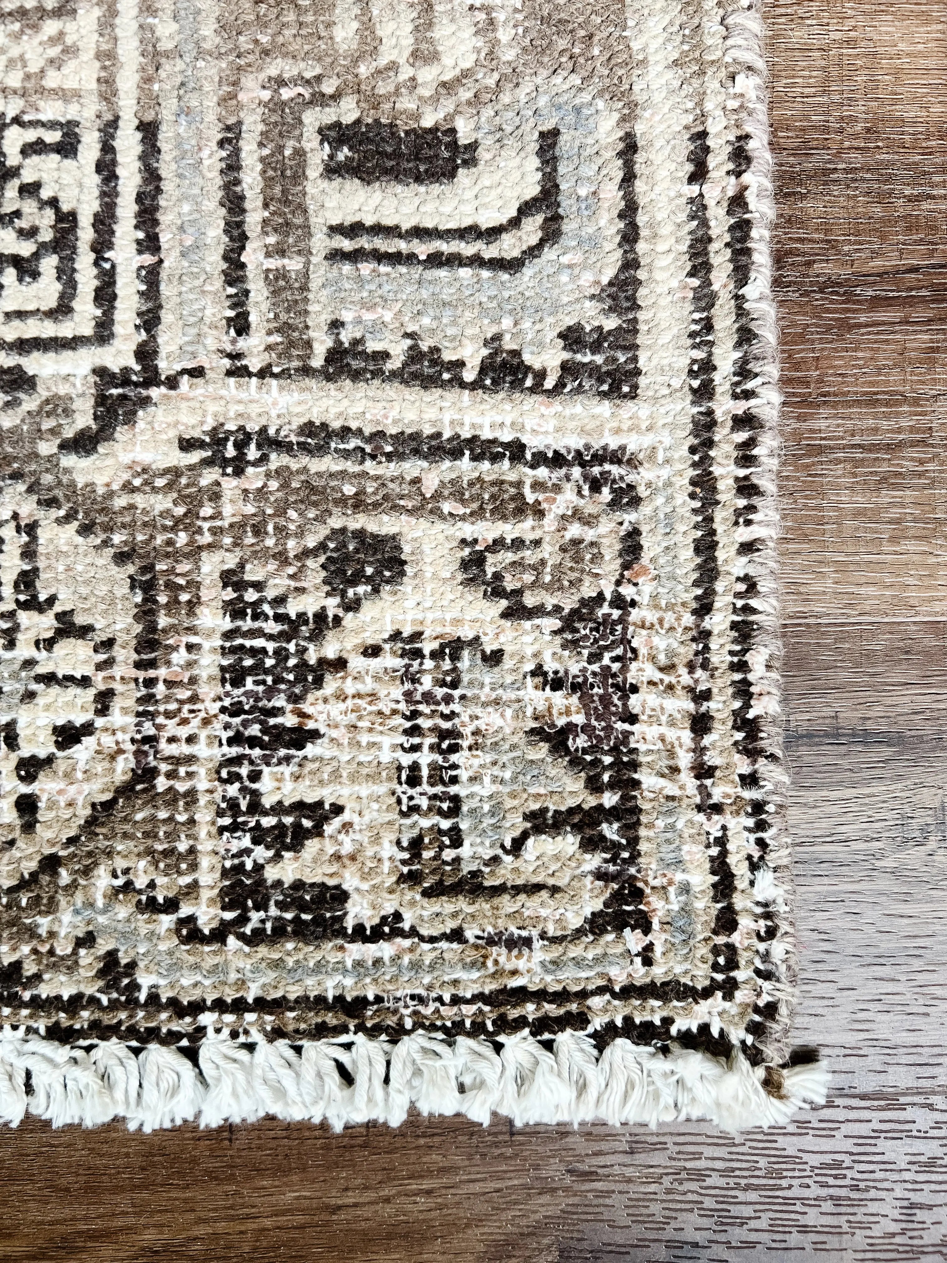 Vintage Hand Knotted Rug # 3417 | 7' 5