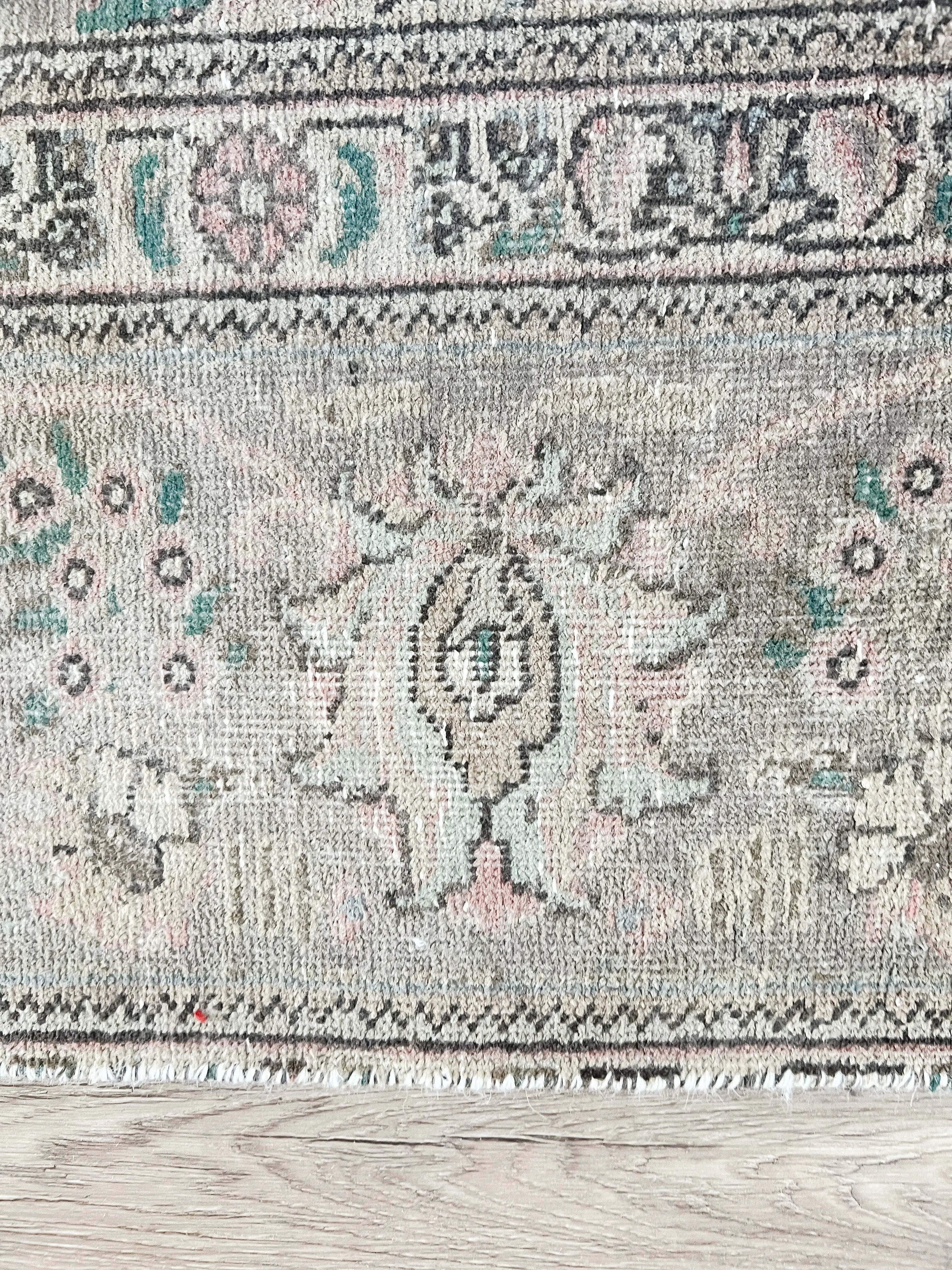 Vintage Hand Knotted Rug # 3421 | 8' 1