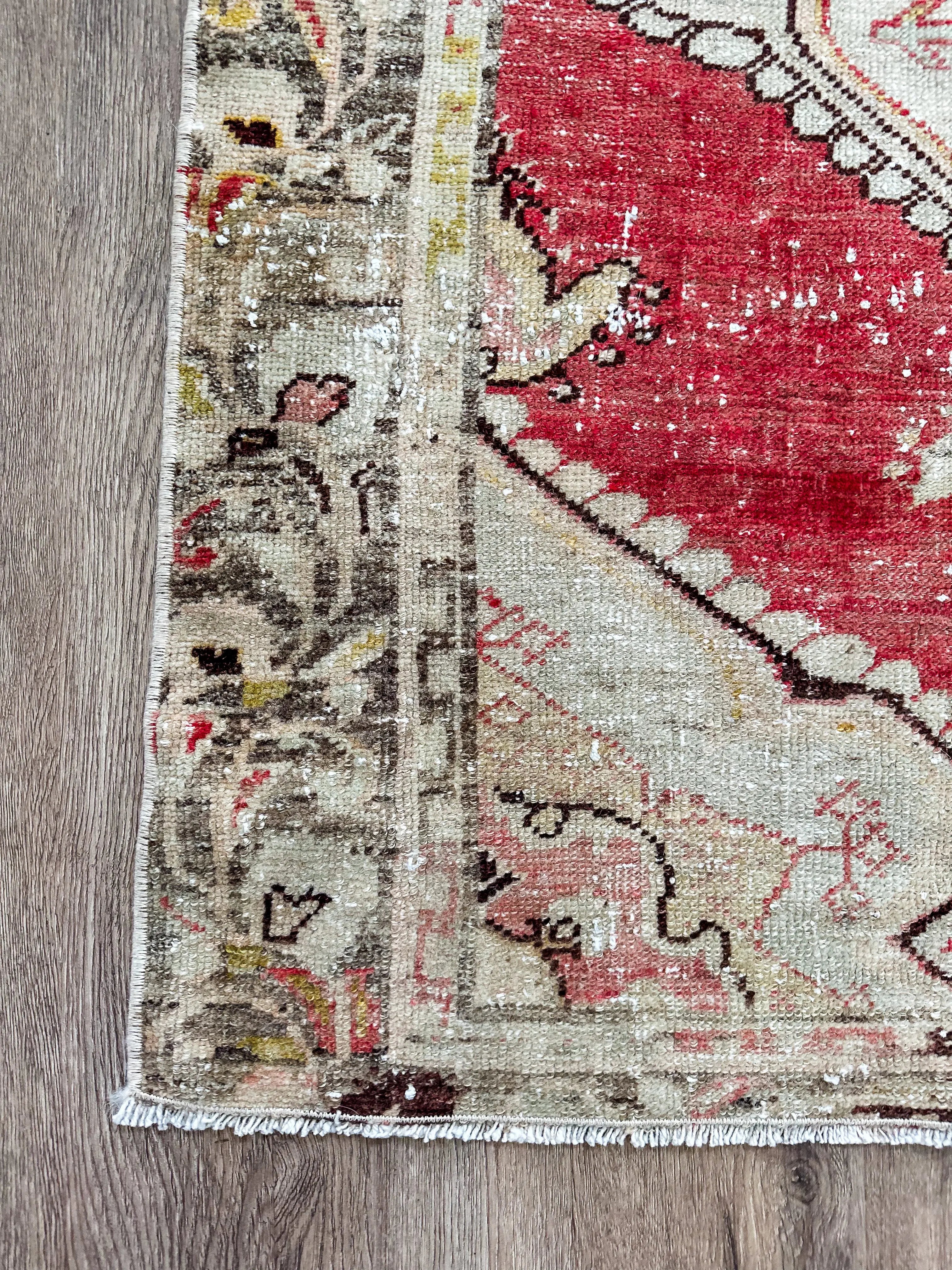 Vintage Rug # 3216 | 3' x 4' 11