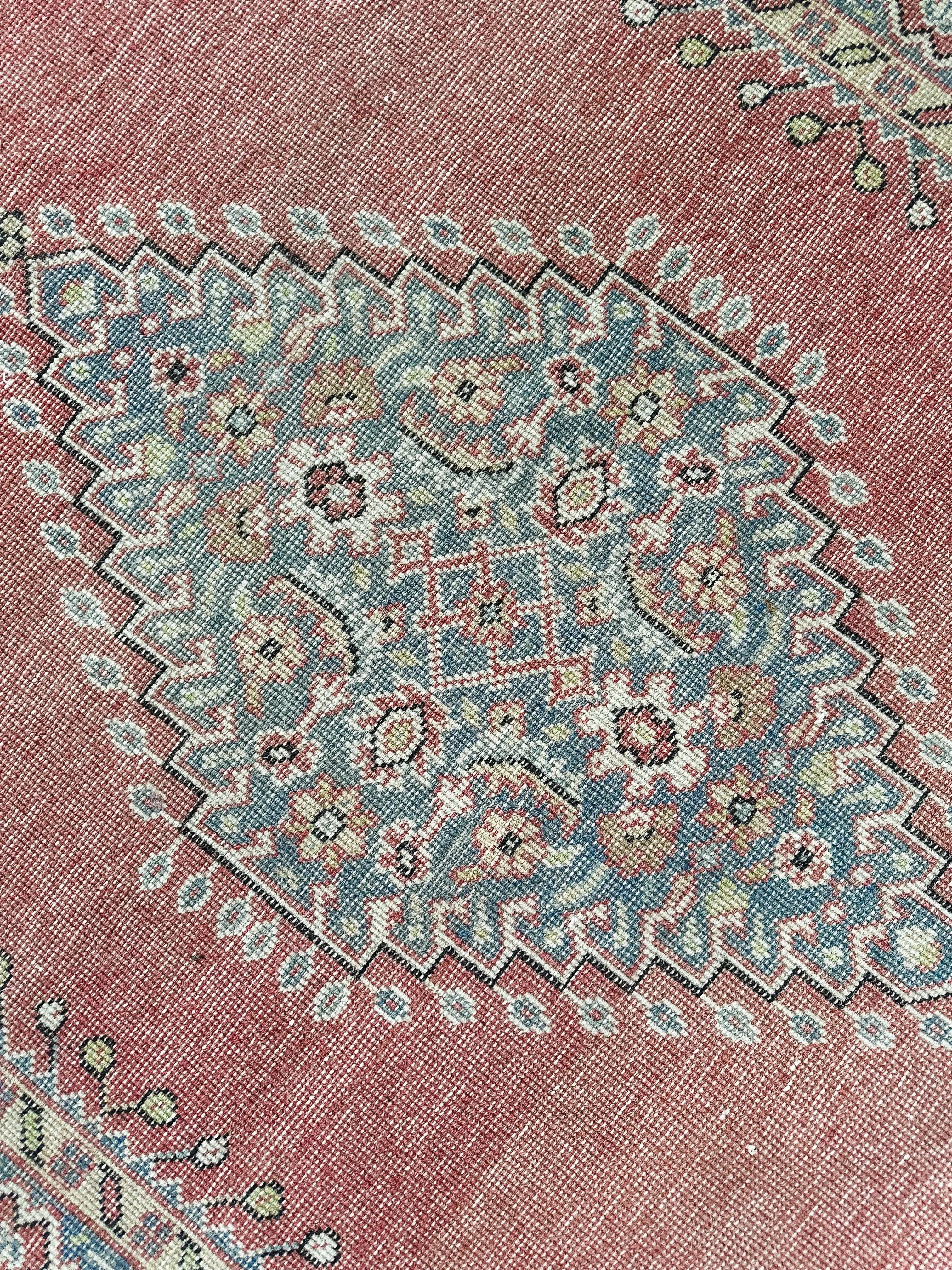 Vintage Rug # 3224 | 3' 10