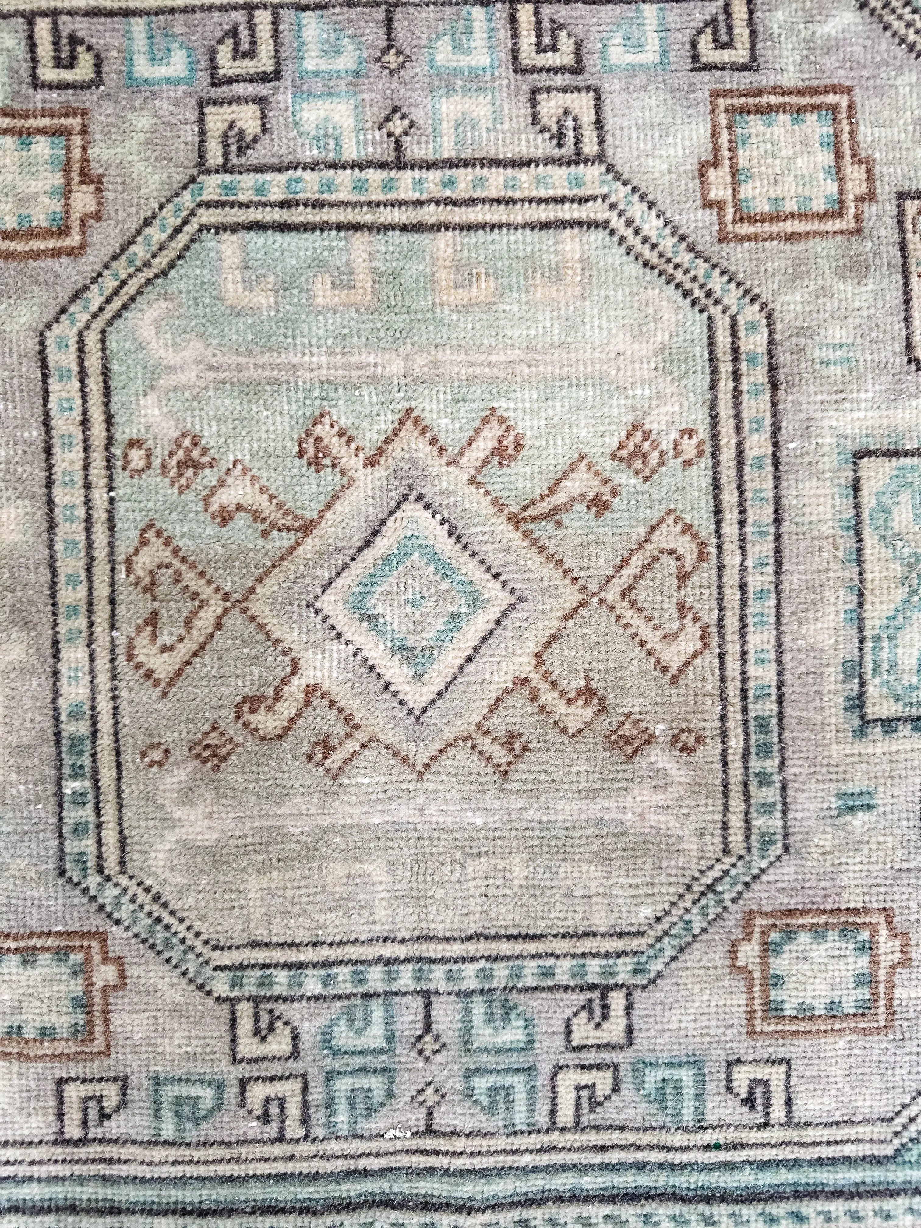 Vintage Rug # 3254 | 3' 1