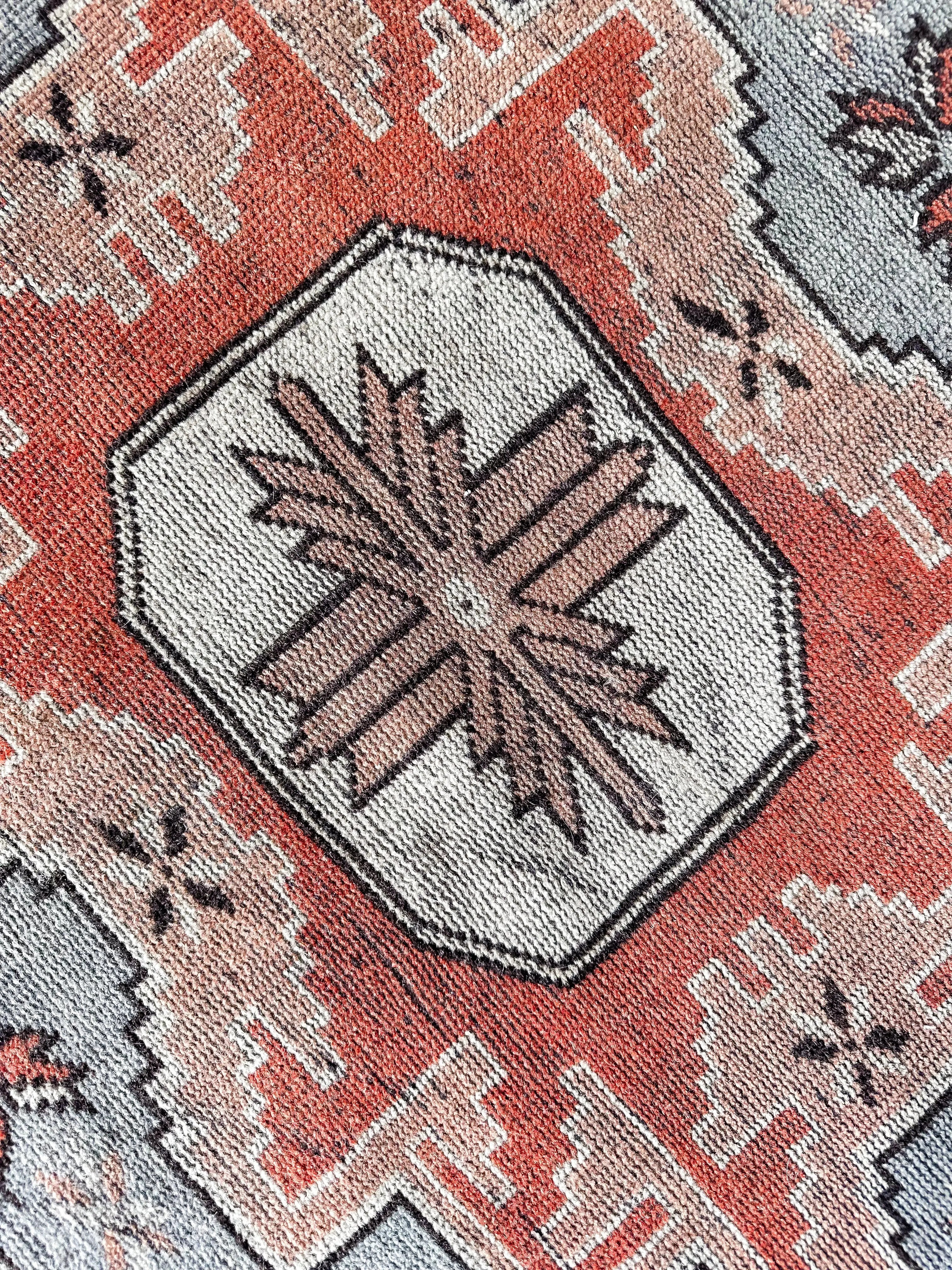 Vintage Rug # 3256 | 3' 2