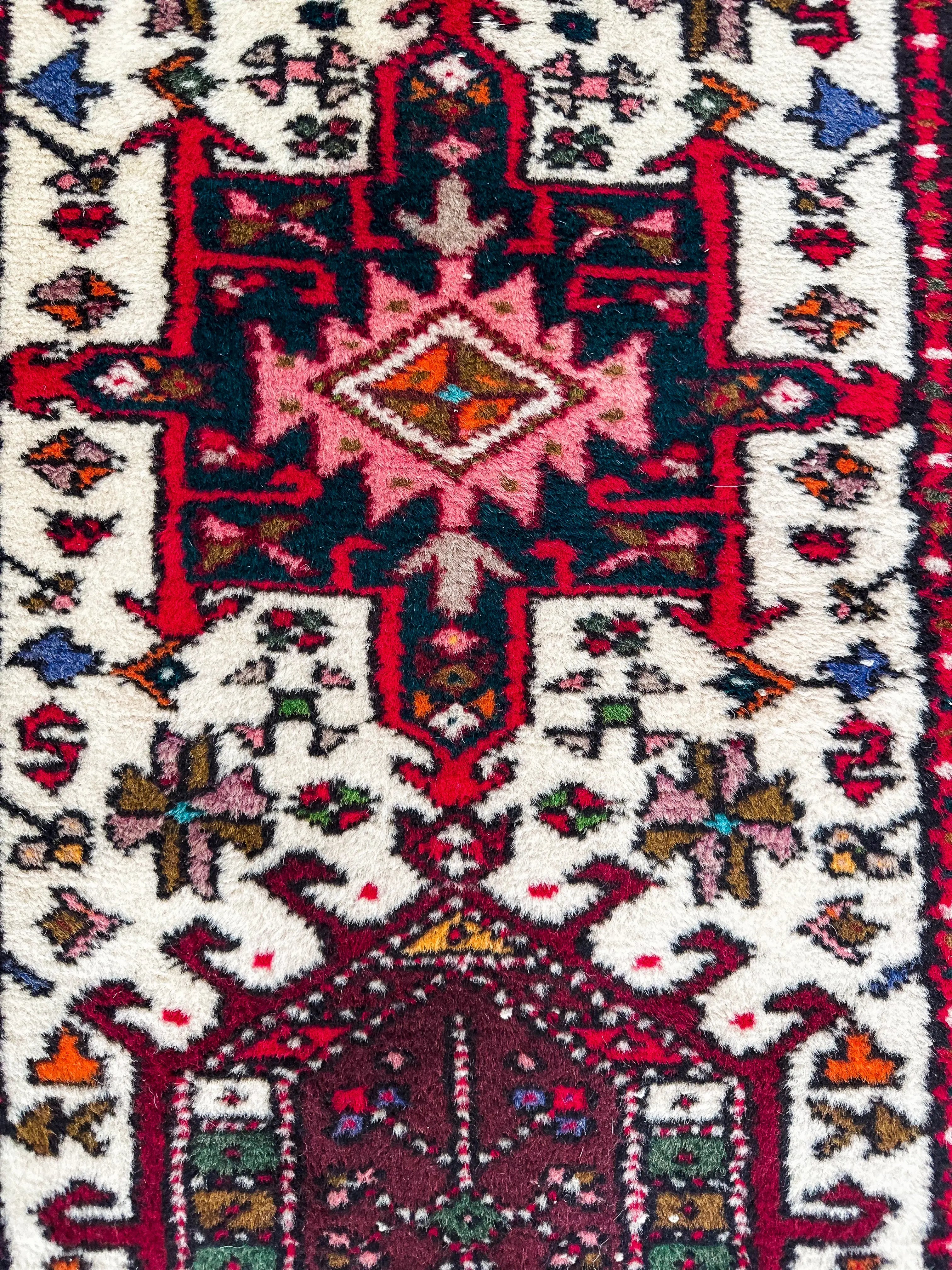 Vintage Rug # 3257 | 2' 1