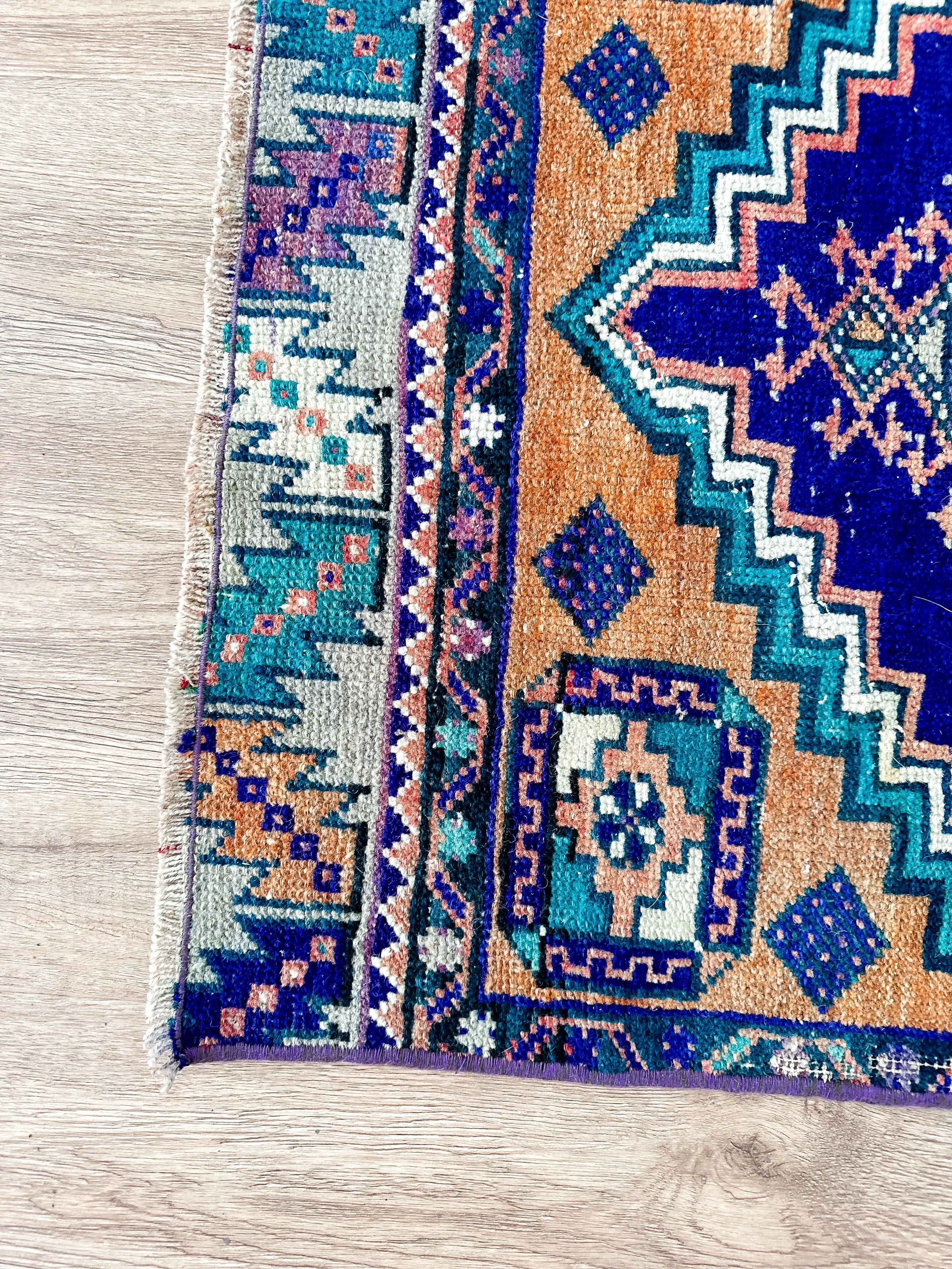 Vintage Rug # 3270 | Krazy For Rugs