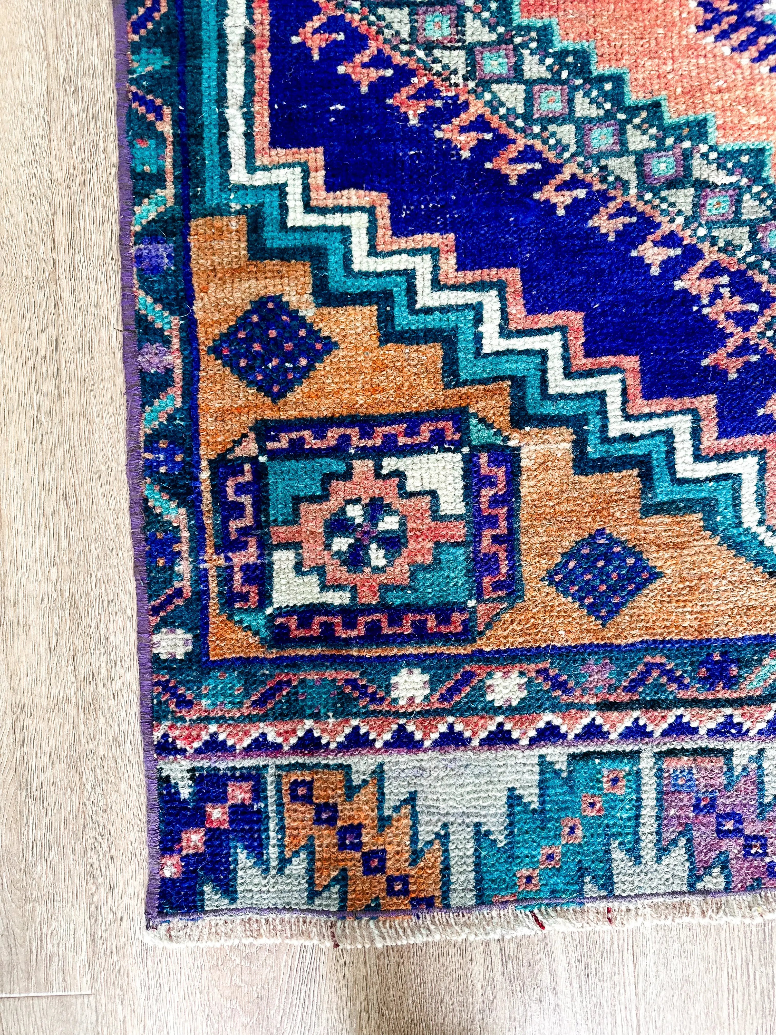 Vintage Rug # 3270 | Krazy For Rugs