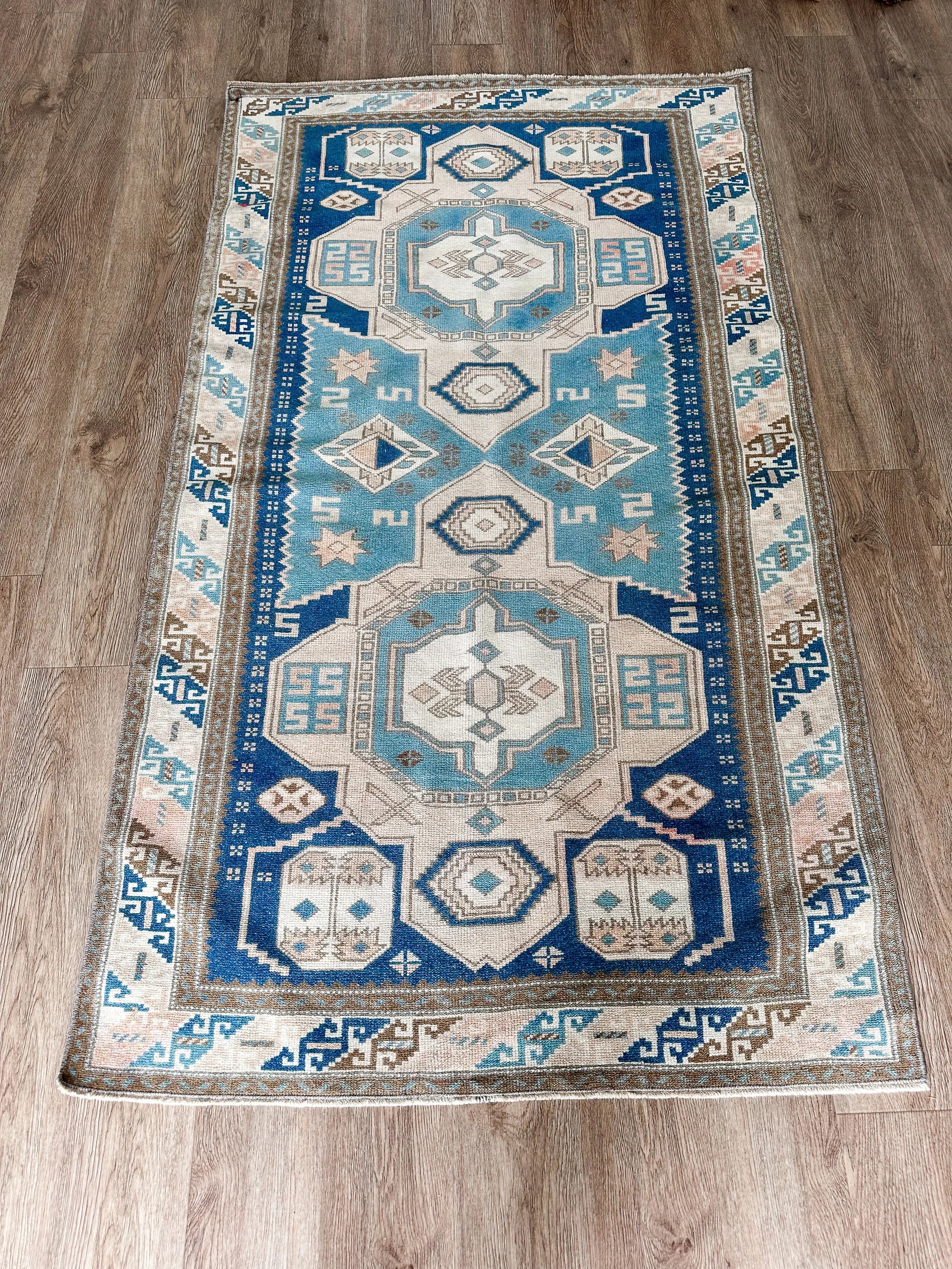 Vintage Rug # 3272 | 3' 4