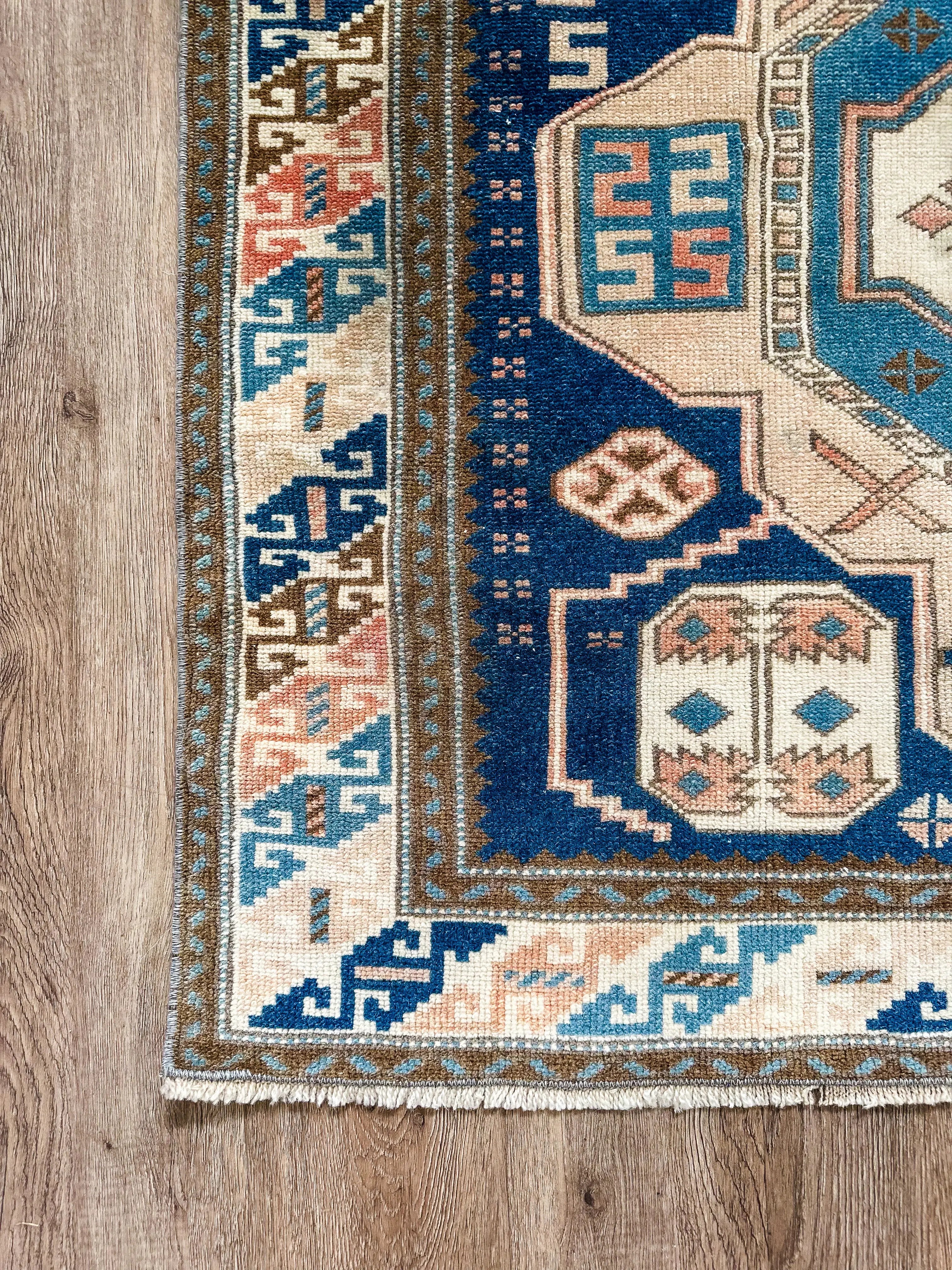 Vintage Rug # 3272 | 3' 4