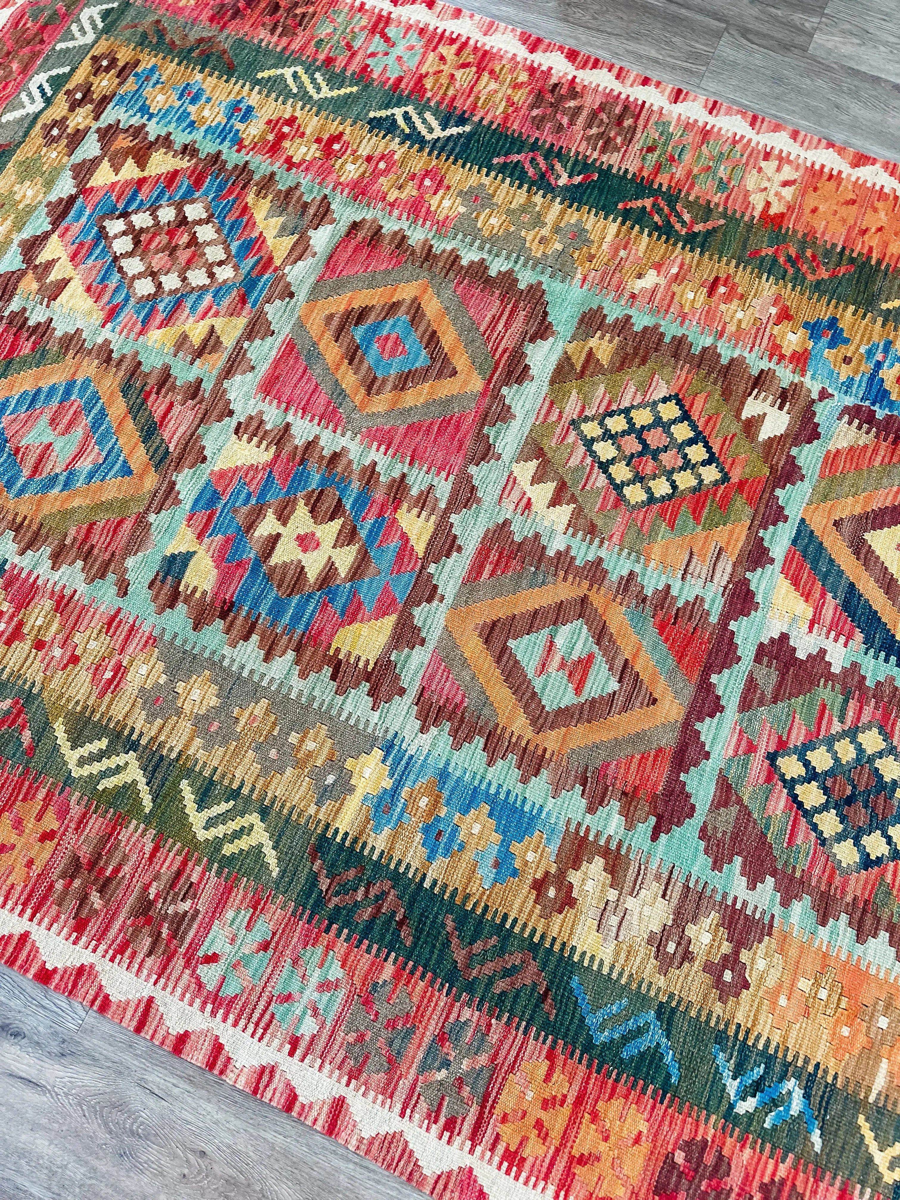 Vintage Rug # 3290 | 5' 2