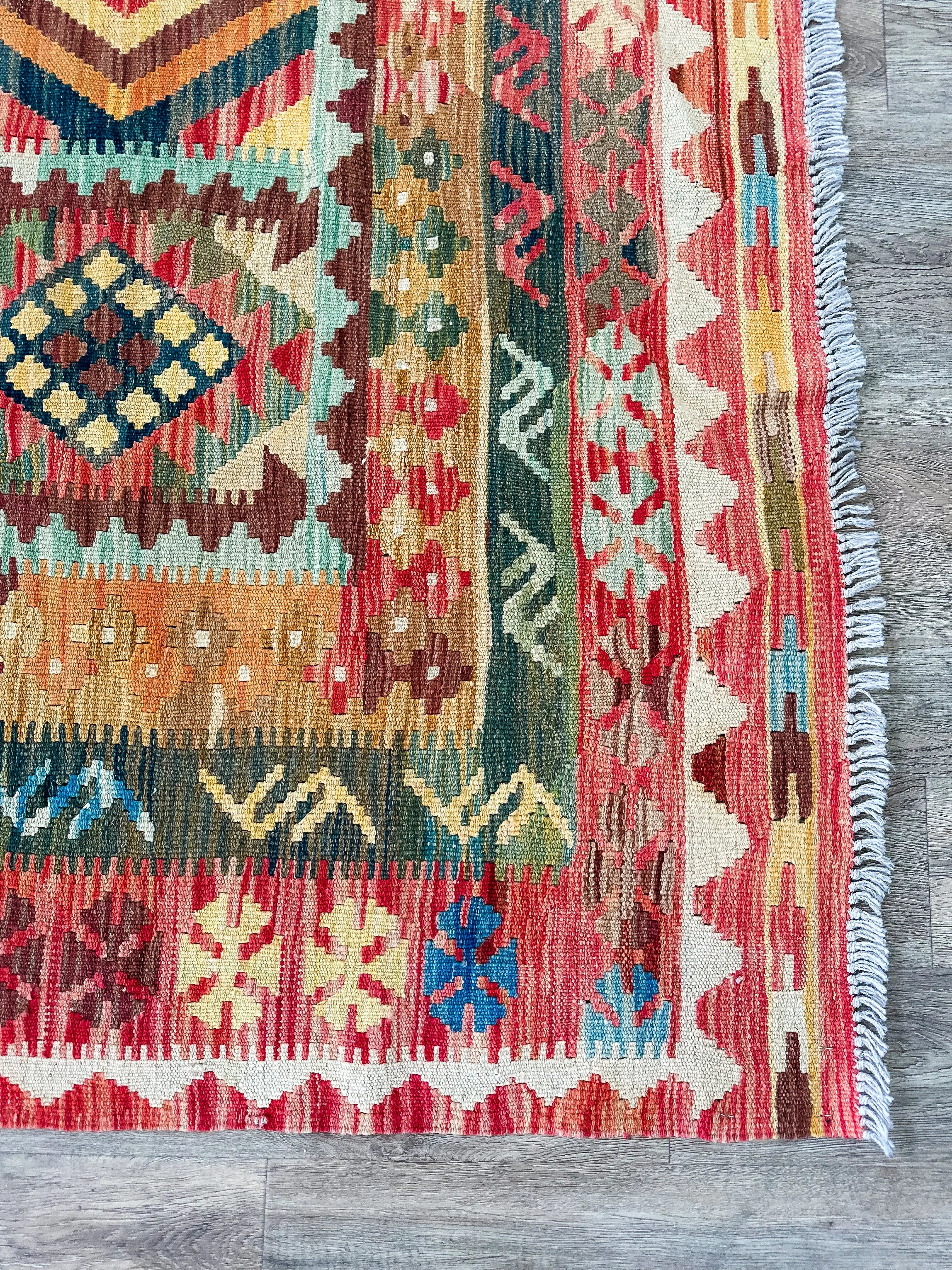 Vintage Rug # 3290 | 5' 2