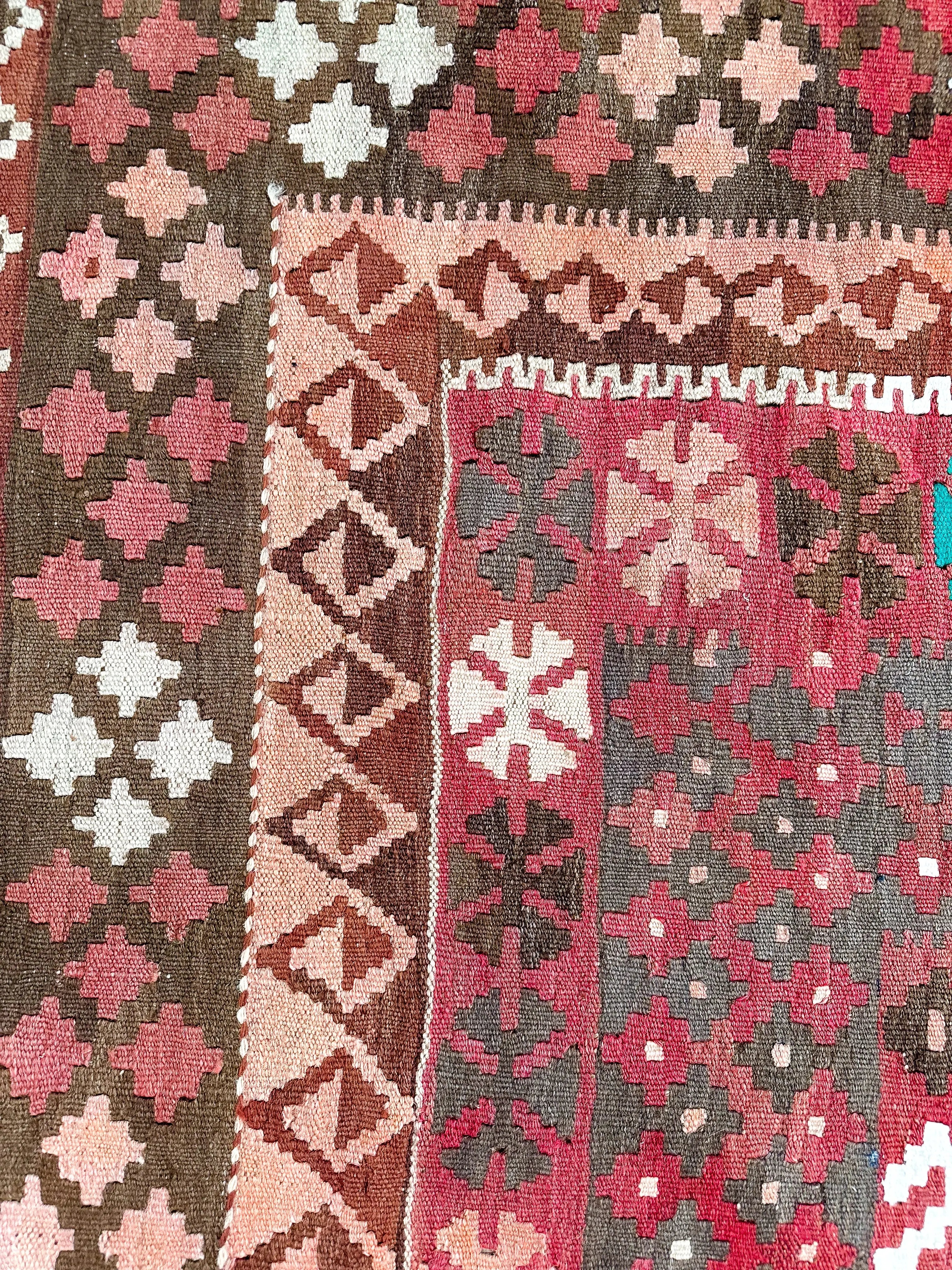 Vintage Rug # 3291 | 8' x 8' 7