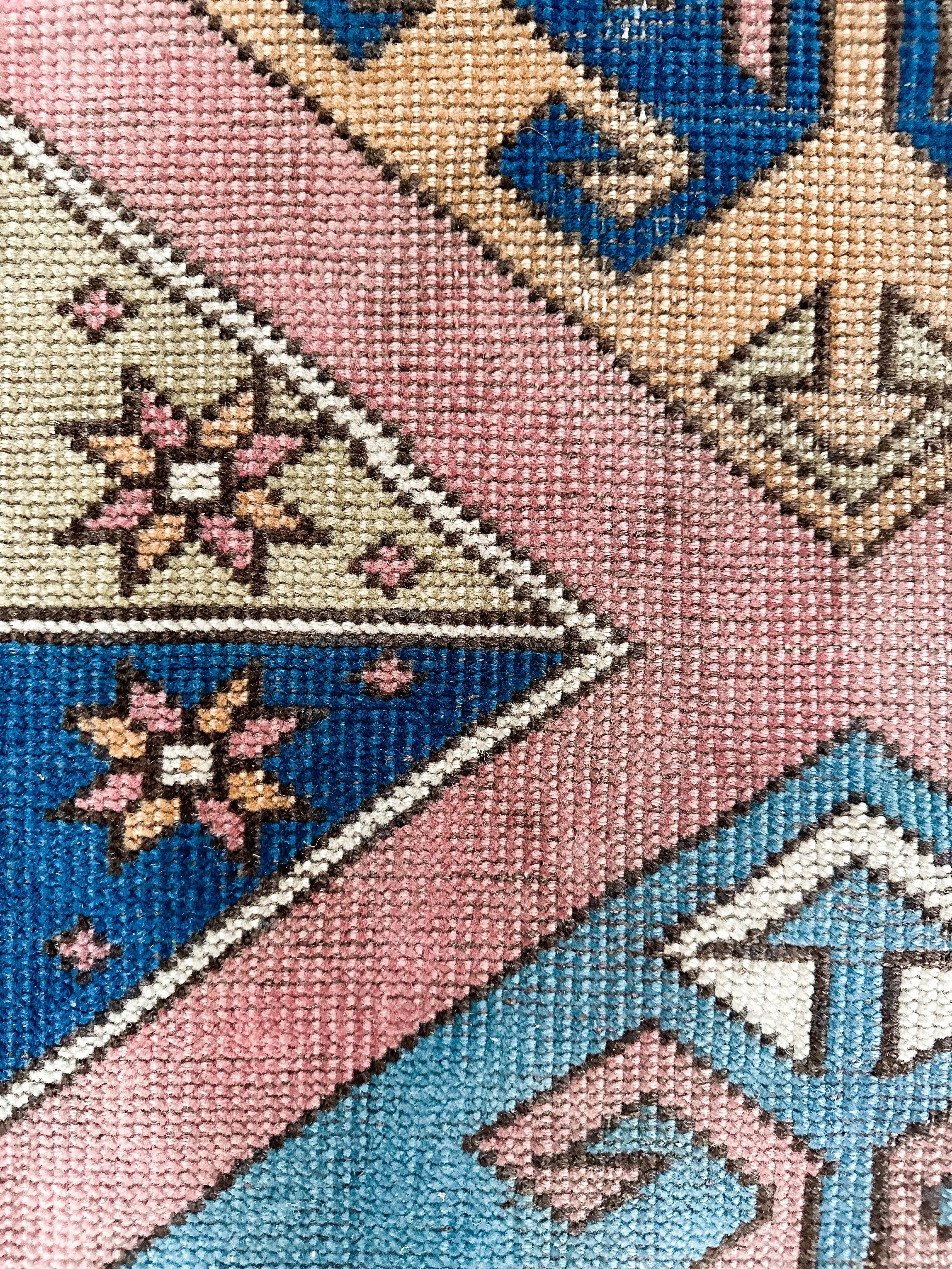 Vintage Rug # 3302 | 3' 10