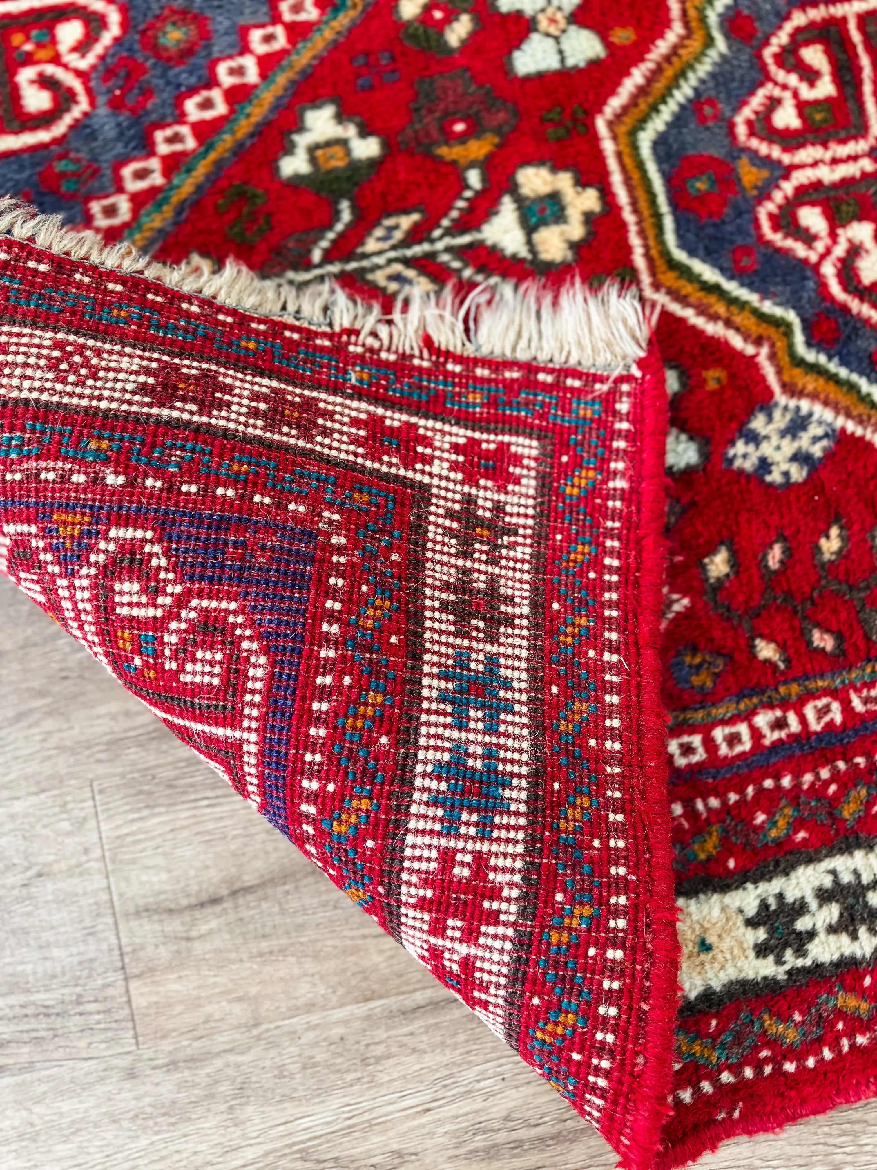 Vintage Rug # 3333 | 3' 4