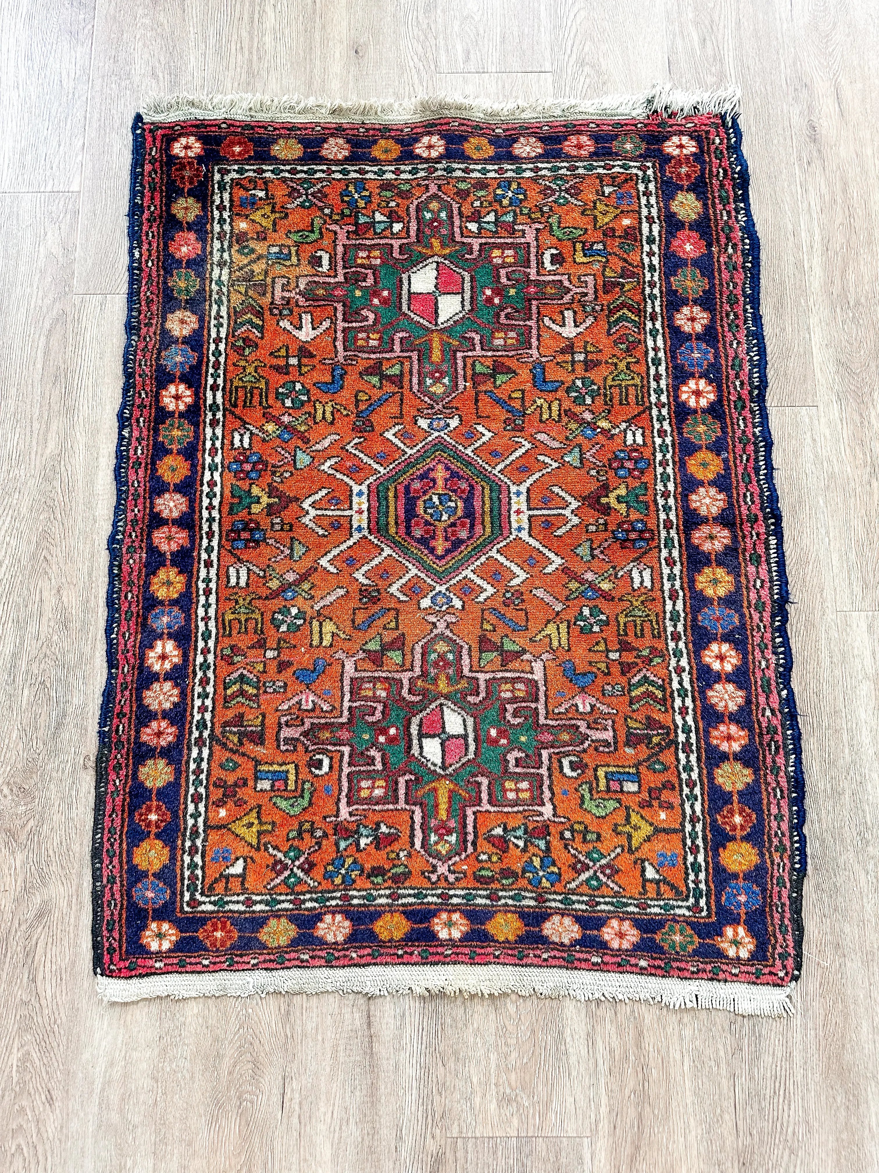 Vintage Rug # 3336 | 2’ 6” x 3’ 6” Krazy For Rugs