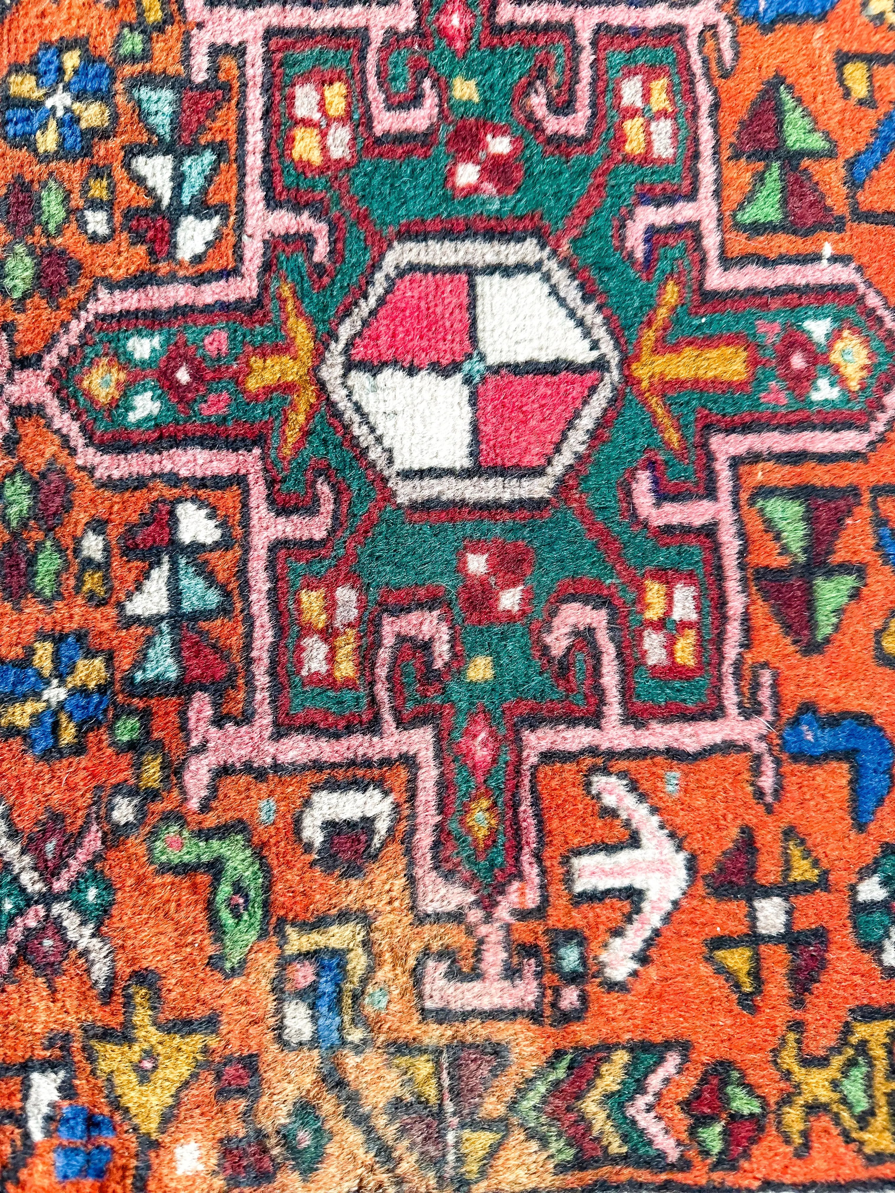 Vintage Rug # 3336 | 2’ 6” x 3’ 6” Krazy For Rugs