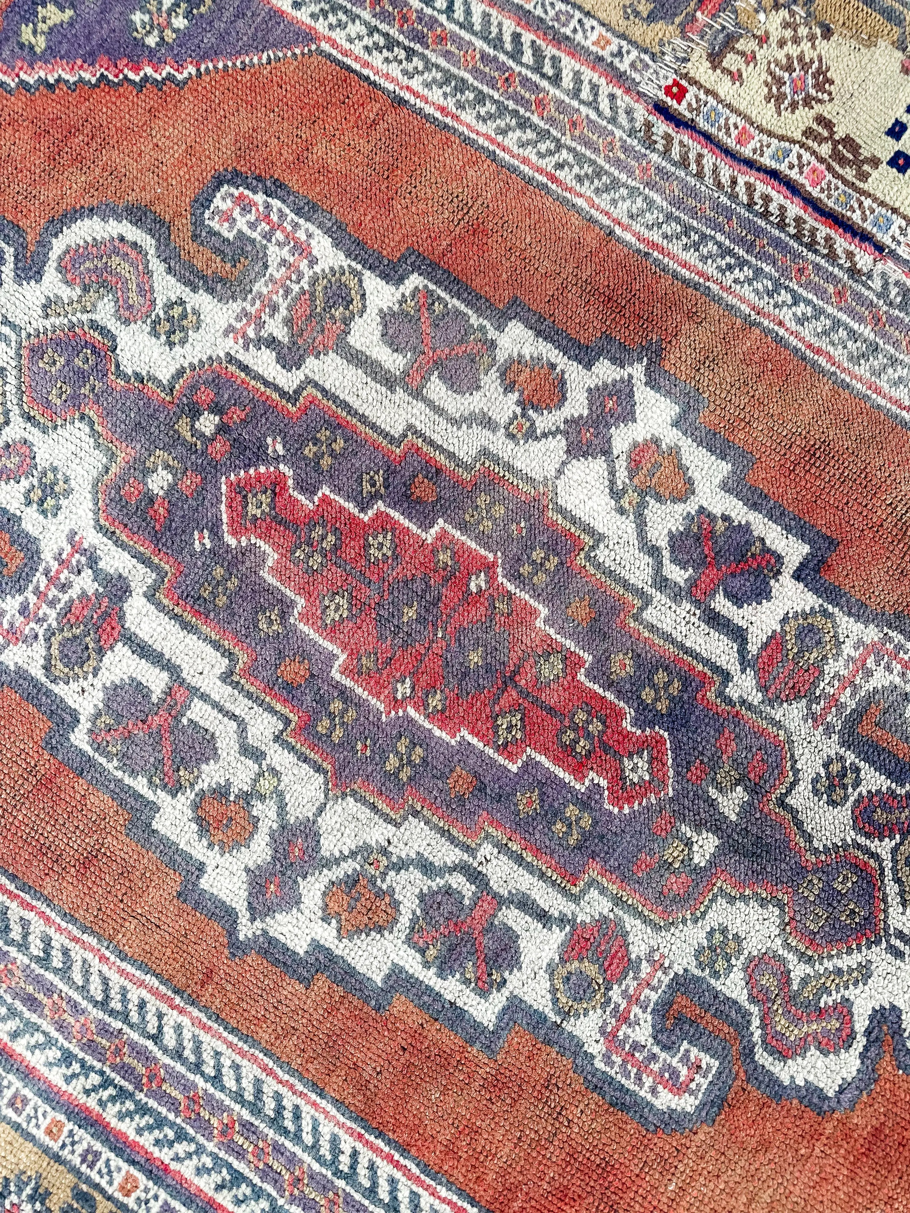 Vintage Rug # 3413 | 4' 2