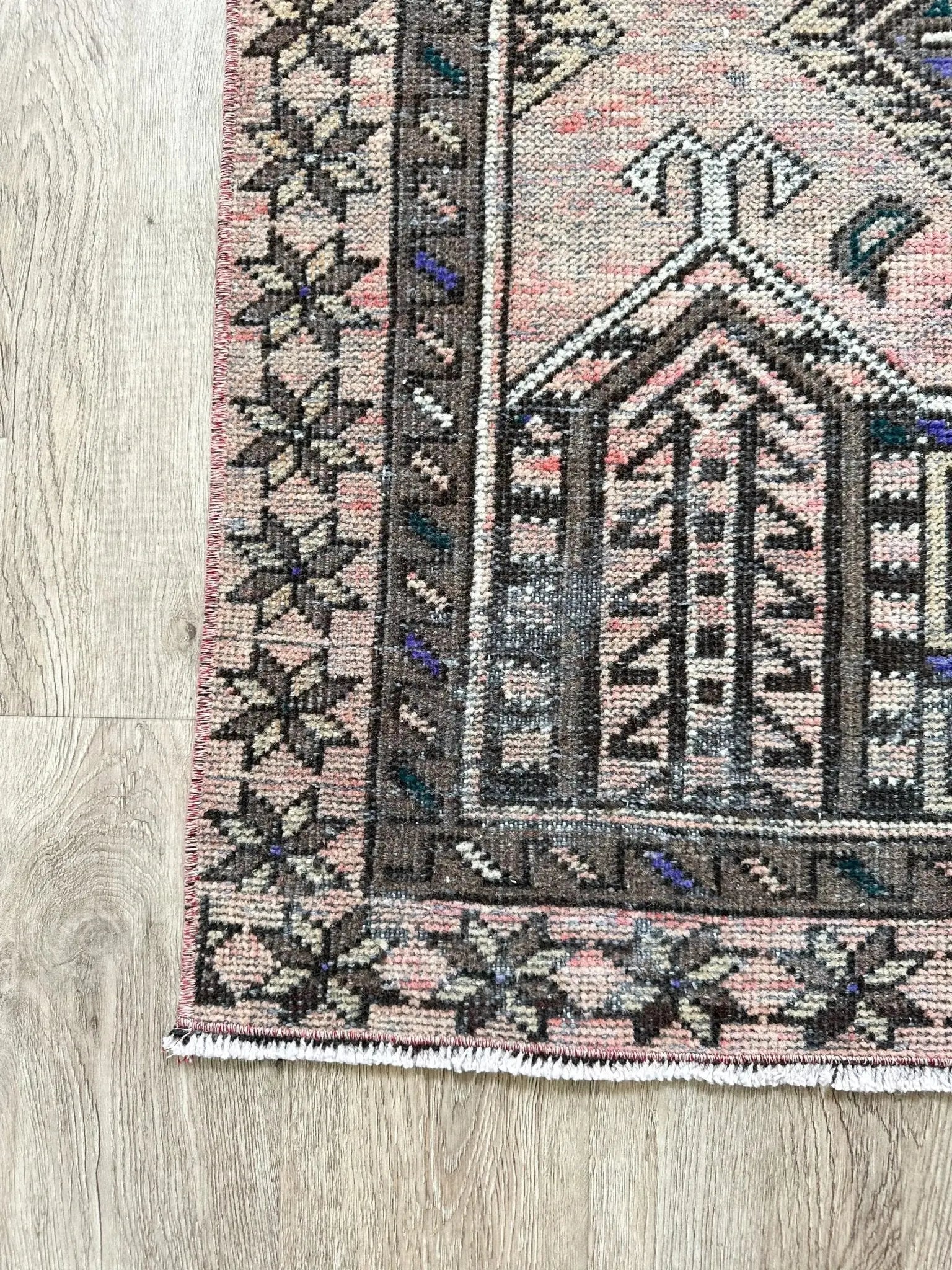 Vintage Rug # 3148 | 3' 7