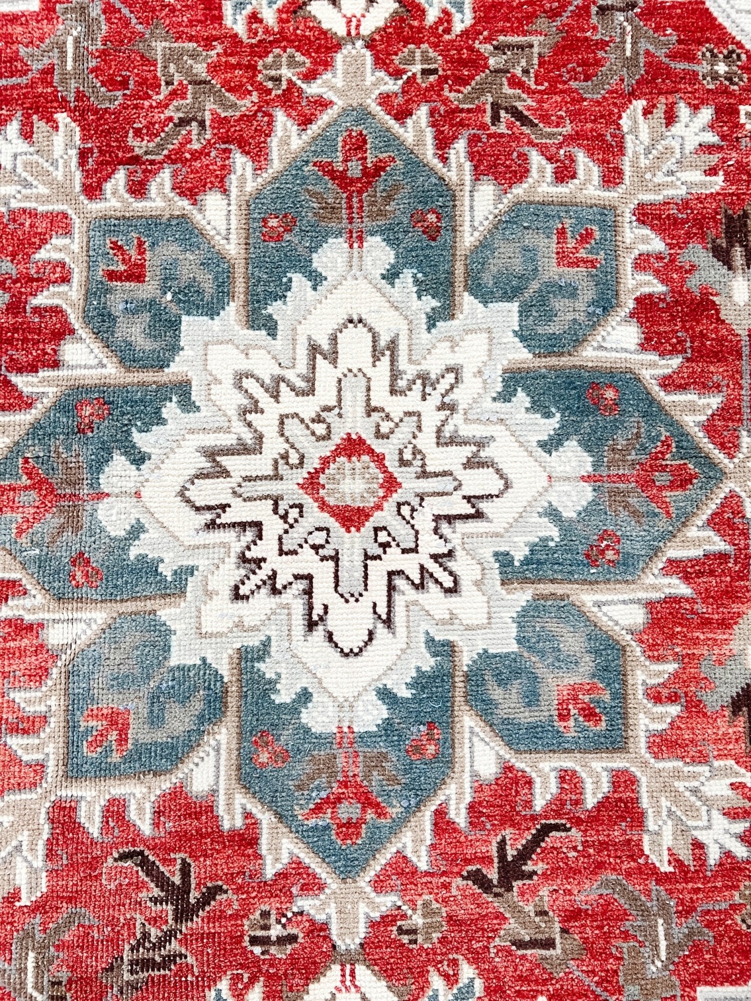 New Hand Knotted Rug # 2735 | 4' 9'' x 7' 2'' - Krazy For Rugs