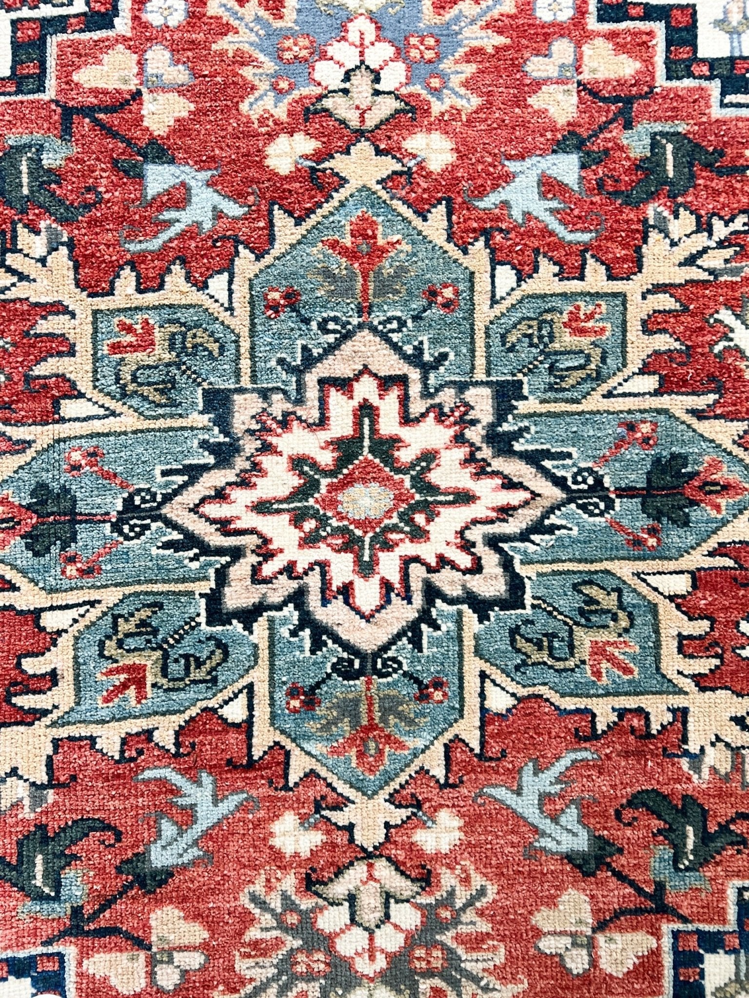New Hand Knotted Rug # 2820 | 5' x 5' 9'' - Krazy For Rugs