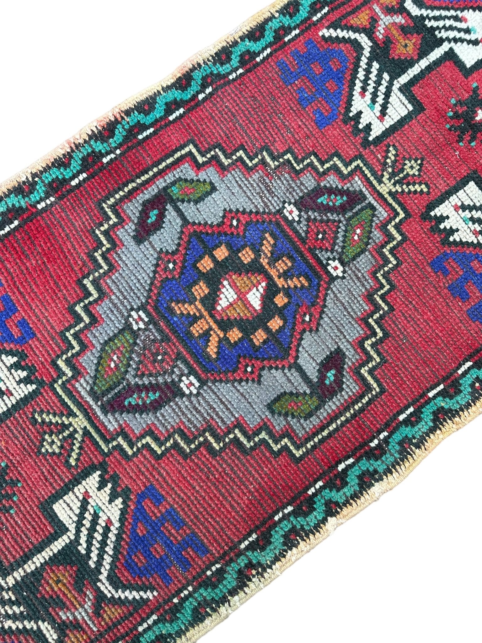 Turkish Mini Rug # 2850 | 1' 8'' x 3' 2'' - Krazy For Rugs